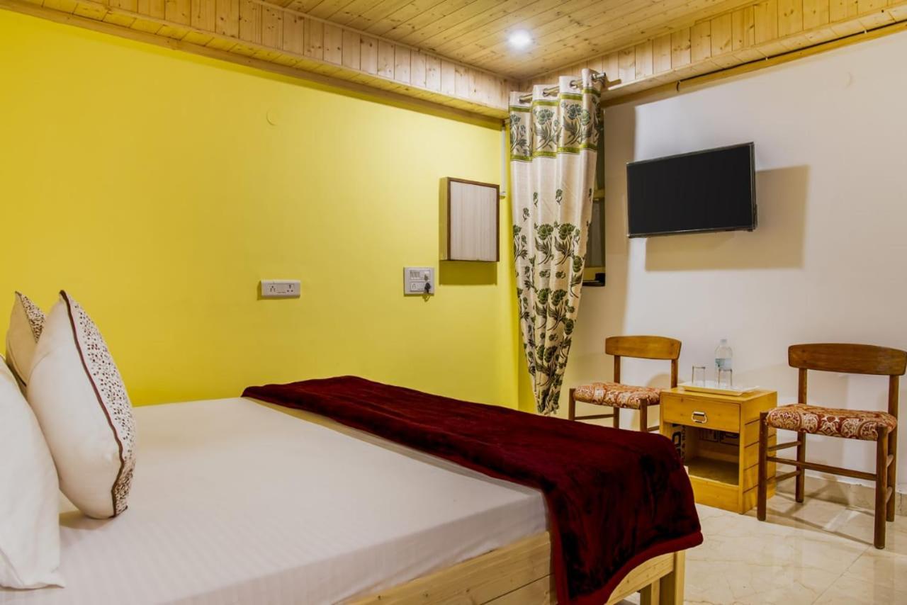 Mountain Mist Inn I Serviced Apt I Open Air Lawn & Rooftop I Bonfire I By Exotic Stays Kasauli Kültér fotó