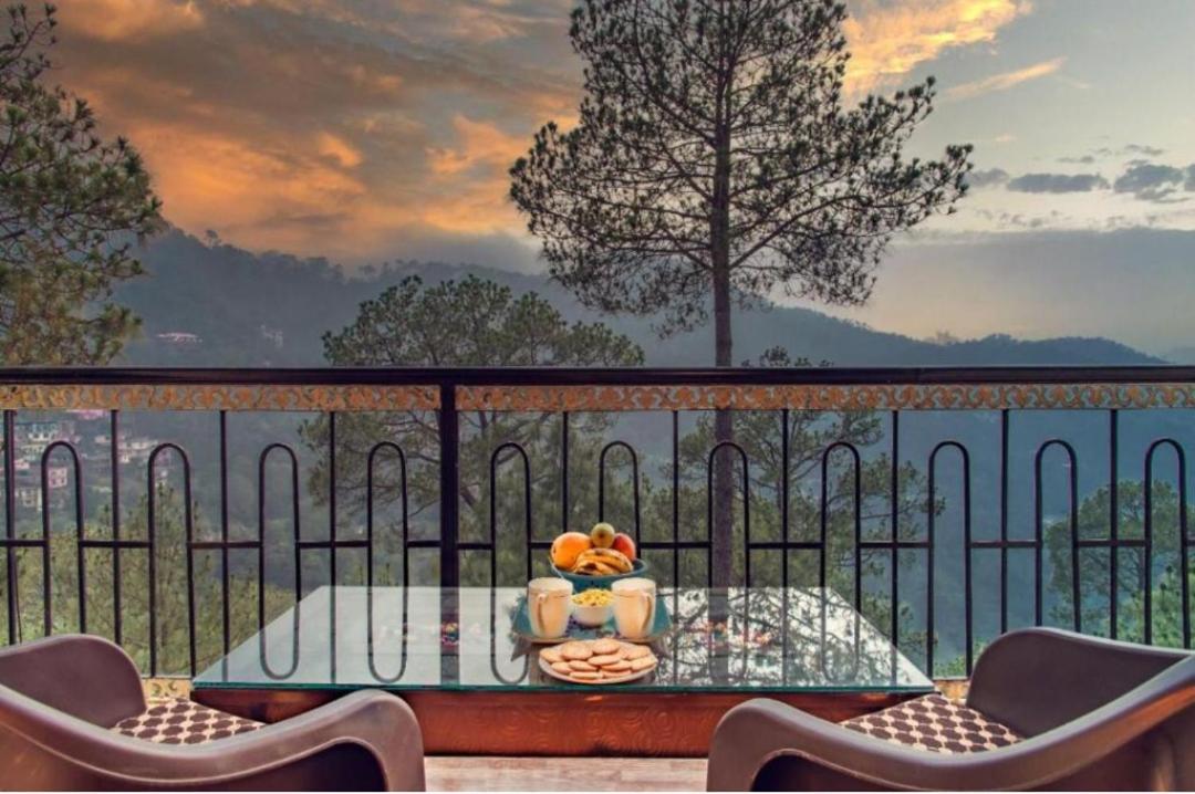 Mountain Mist Inn I Serviced Apt I Open Air Lawn & Rooftop I Bonfire I By Exotic Stays Kasauli Kültér fotó